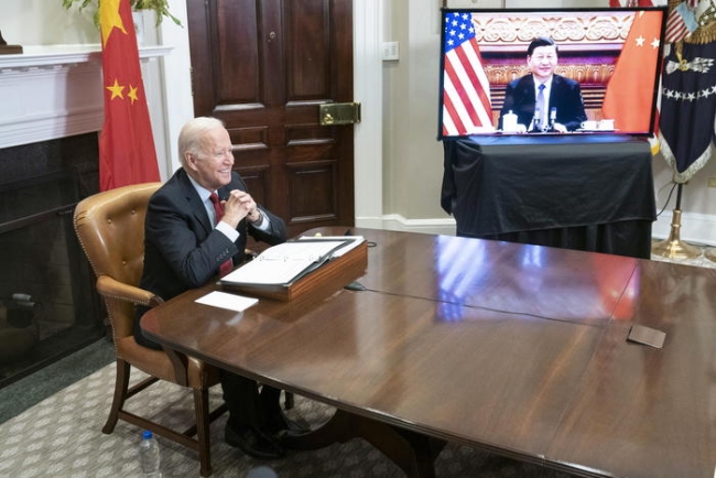 Biden advirtió a Xi Jinping sobre las posibles consecuencias para Pekín si el país opta por prestar a Rusia &quot;apoyo material&quot;