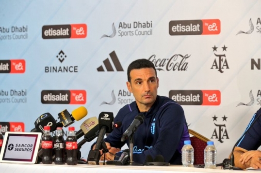 Mundial de Qatar: Lionel Scaloni, no hizo público el equipo que enfrentará este martes a Arabia Saudita