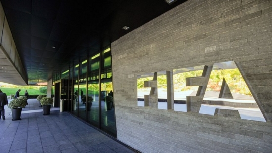 FIFA investigará la denuncia de Chile contra Ecuador por el caso del jugador Byron Castillo