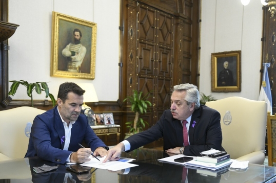 Alberto Fernández anunció que se pone en marcha el proceso para la construcción del gasoducto Néstor Kirchner