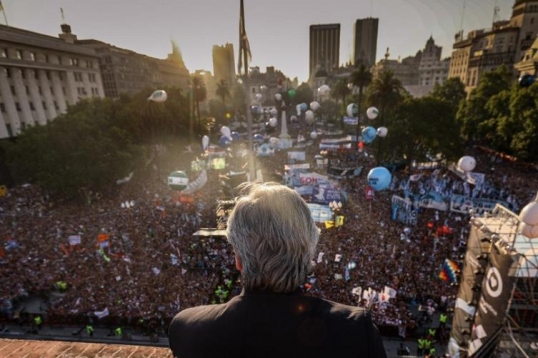 El Gobierno prepara un gran acto en Plaza de Mayo para el 10 de diciembre