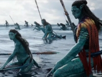 El film &quot;Avatar: El camino del agua&quot; sigue liderando la taquilla de Estados Unidos