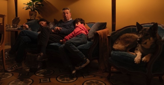 Estrenan la película italiana «Hagas lo que hagas, está mal», con Gianni Di Gregorio, Greta Scarano