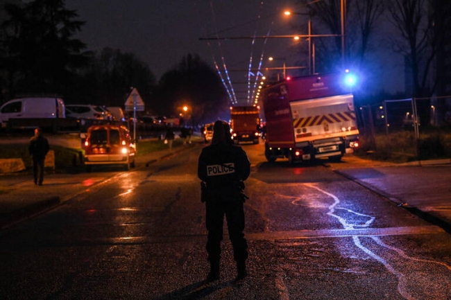 Francia: Mueren diez personas por un incendio en la ciudad de Vaulx-en-Velin, en el este del país