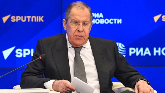 «Europa ha caído presa de la política de EE.UU. de eliminar a cualquier competidor» afirmó Lavrov