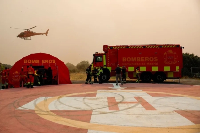 España: Continúa sin descanso la lucha contra los incendios forestales