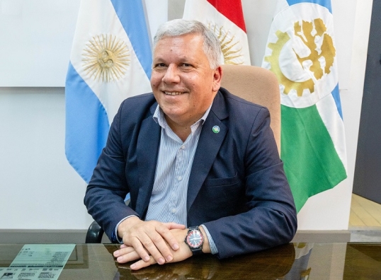 Gustavo Benedetti, intendente de Arroyito: «Votaron a Milei, pero nos piden que gobernemos como el kirchnerismo»
