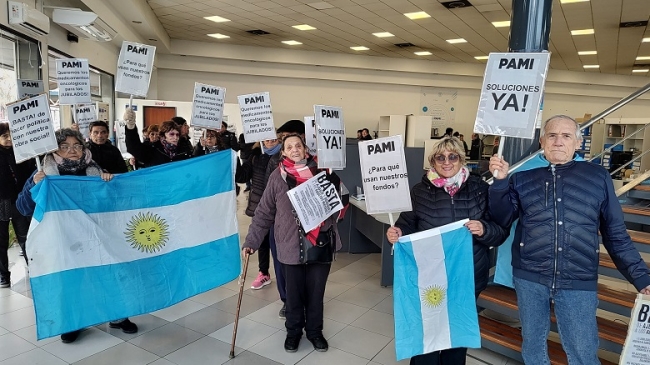 Río Negro: Jubilados de PAMI pagan más de 90 mil pesos por extracción de sangre