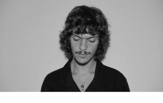 El multifacético artista Rocco Posca llega con su show a Niceto