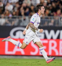 Serie A de Italia: Fiorentina con goles de Mastantuono y Pellegrino derrotó al Venezia