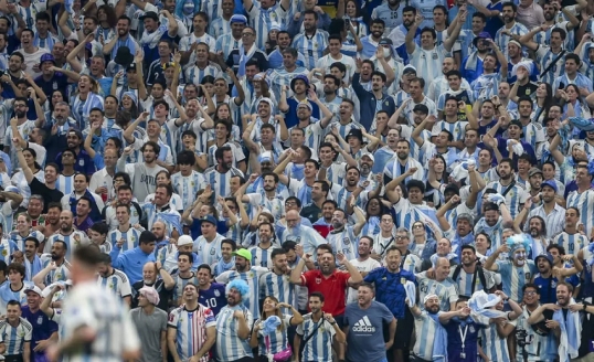 El Gobierno puso a disposición de EE.UU la lista de argentinos con restricciones para entrar en estadios