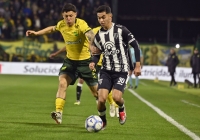 Torneo clausura de fútbol: Defensa superó a Gimnasia de Mendoza