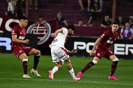 Torneo apertura de la Liga Profesional de Fútbol: San Lorenzo recibe a Lanús