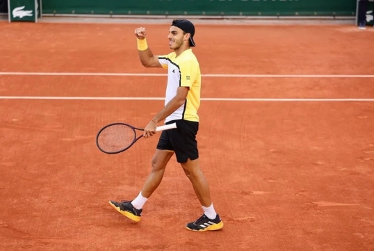 Roland Garros: Francisco Cerúndolo derrotó a Tommy Paul y pasó a octavos de final del Grand Slam