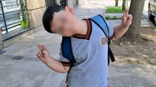 Bastián fue operado por tercera vez: “Se encuentra con pronóstico reservado, internado en la unidad de cuidados intensivos”