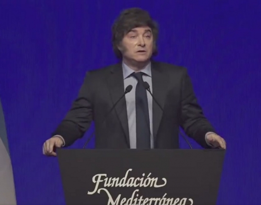 Javier Milei criticó a Raúl Alfonsín en el Día de la Recuperación de la Democracia