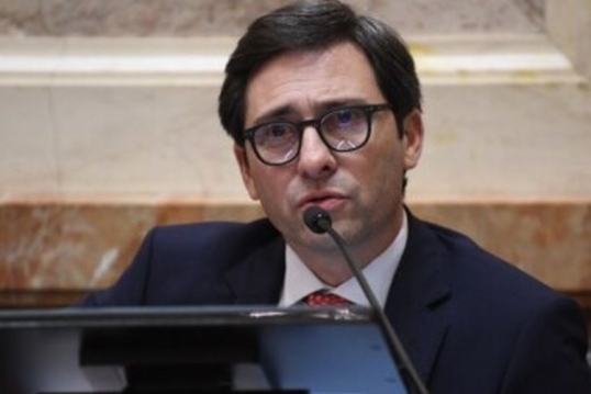 Senado: El PRO podría “acompañar el pedido de remoción o censura de Adorni”