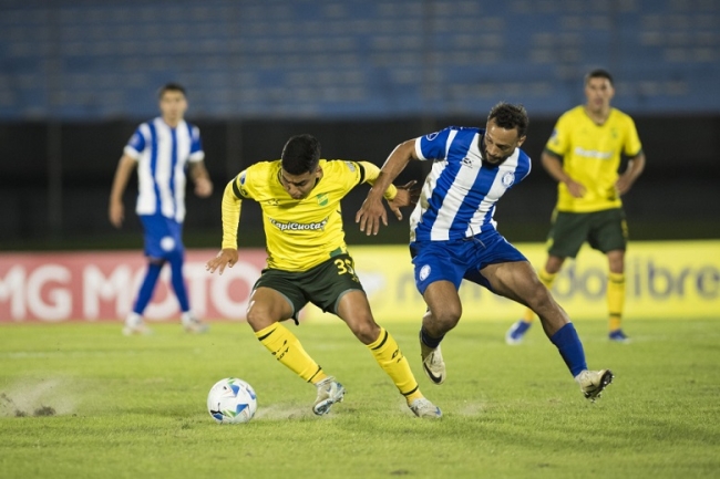 Copa Sudamericana Grupo B: Defensa y Justicia igualó sin goles ante Cerro Largo de Uruguay