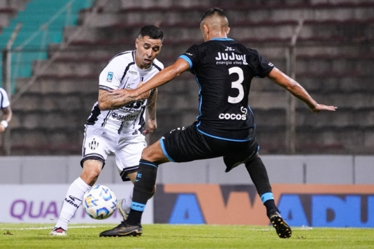 Copa Argentina: Gimnasia de Jujuy eliminó a Central Córdoba de Santiago del Estero