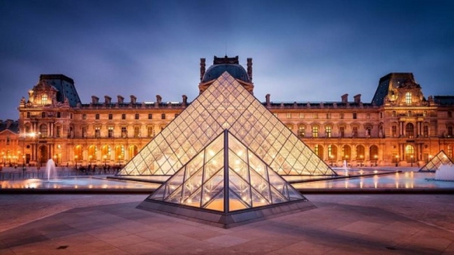 Francia: Por la crisis energética los museos de Versalles y el Louvre quedarán a oscuras más temprano