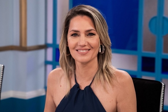 La senadora Carlolina Losada intentó defender a Manuel Adorni y Gómez Rinaldi, la dejó sin palabras