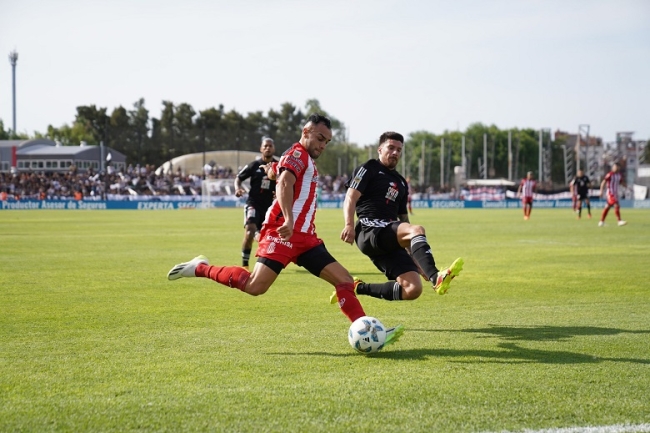 Liga Profesional de Fútbol: Comienza a definirse el torneo, hoy juegan Barracas ante Riestra y Sarmiento enfrenta a Defensa