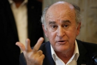 «Milei es un león contra pollitos bebé, a los grandes empresarios no se les enfrenta a ninguno» señaló Oscar Parrilli