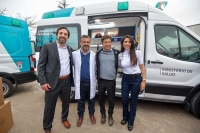 El Gobierno de Buenos Aires entregó ambulancias y computadoras a hospitales del interior de la provincia
