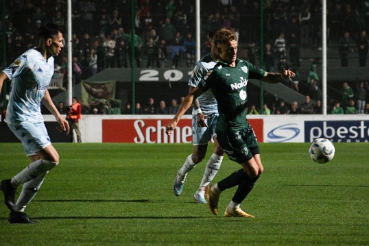 Liga Profesional de Fútbol: Racing juega ante Sarmiento en Junín