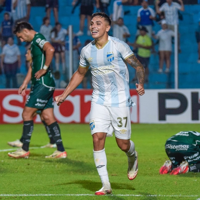 Liga Profesional de Fútbol: Atlético Tucumán goleó a Sarmiento
