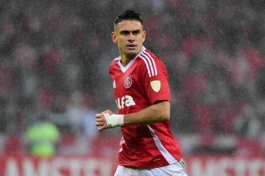 River acordó la llegada de Rafael Santos Borré