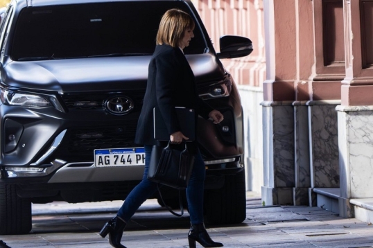 Fuerte interna entre Bullrich y Mahiques, por el pliego de la cuñada de Alconada Mon
