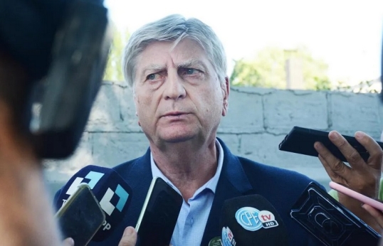 La Pampa: Ziliotto anunció un amparo judicial para frenar la reforma de la Ley de Glaciares