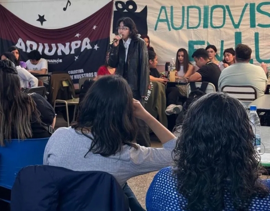 Universidades tomadas: Policías armados ingresaron ilegalmente a la UNPA de Caleta Olivia