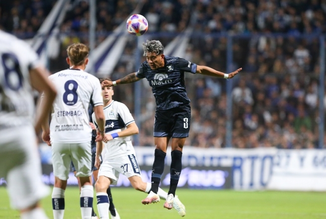 Liga Profesional de Fútbol: Belgrano recibe a Gimnasia de La Plata y Rosario Central a  Atlético Tucumán