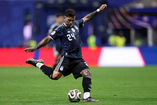 Mundial 2026: Argentina derrotó 2-1 a Inglaterra y juega la final ante Espeña