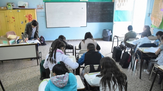 Argentina profundizó la brecha entre escuelas públicas y privadas