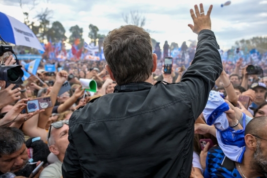 Axel Kicillof: “Se respira algo nuevo, algo que está creciendo y se está organizando”
