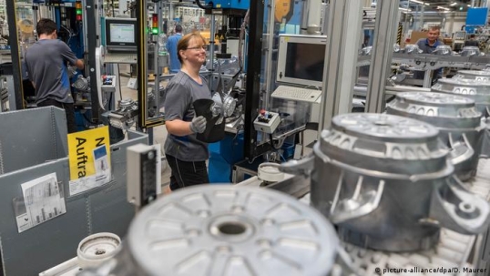 Alemania: La industria ha perdido más de 100.000 puestos de trabajo en un año