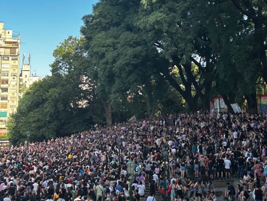 La comunidad LGBTIQ+ convocó a una marcha el 1° de febrero que irá desde Congreso hasta la Plaza de Mayo