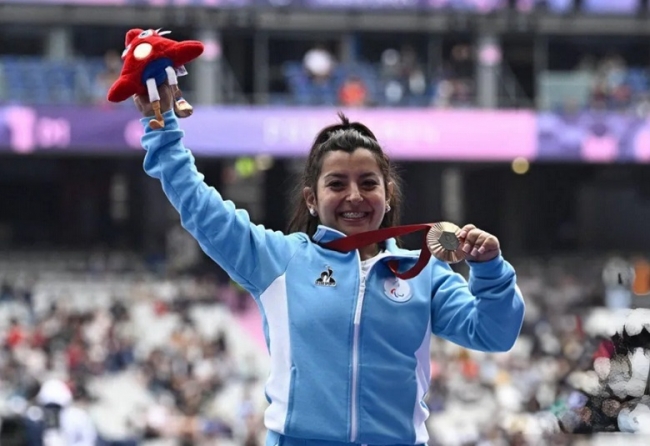 Juegos Paralímpicos de París 2024: Antonella Ruiz Díaz consiguió la primera medalla para Argentina