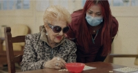 Se estrena el documental «Cuidadoras», de las directoras Martina Matzkin, Gabriela Uassouf