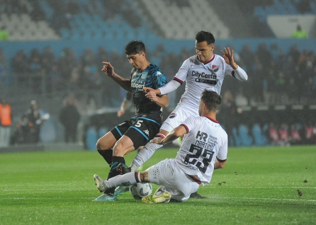 Liga Profesional de Fútbol: Racing visitará a Newell´s Old Boys, por la undécima fecha