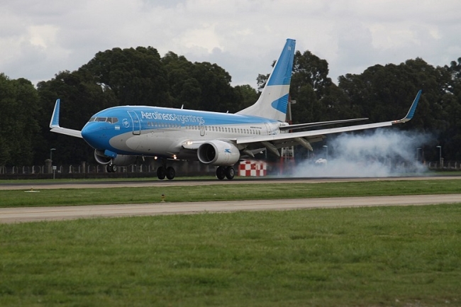 Aerolíneas Argentinas suspendió la mesa de negociación paritarias con los trabajadores