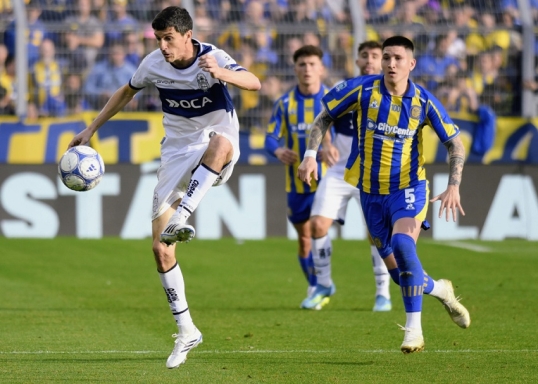 Torneo clausura de fútbol: Gimnasia venció a Rosario Central