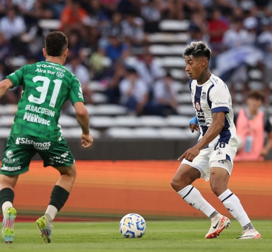 Liga Profesional de Fútbol: Talleres derrotó 2-0 a Sarmiento