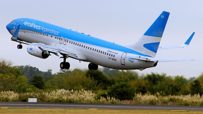 Los Gremios aeronáuticos rechazaron la oferta salarial de la empresa Aerolíneas Argentinas