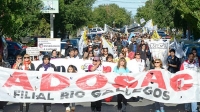 Los docentes de Santa Cruz, se pliegan al paro nacional