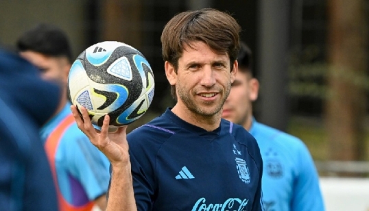 Diego Placente presentó la lista de convocados para disputar el Sudamericano Sub 20