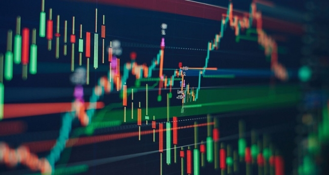 El Banco Central le puso piso a las tasas en el 45% al intervenir en el mercado de pesos